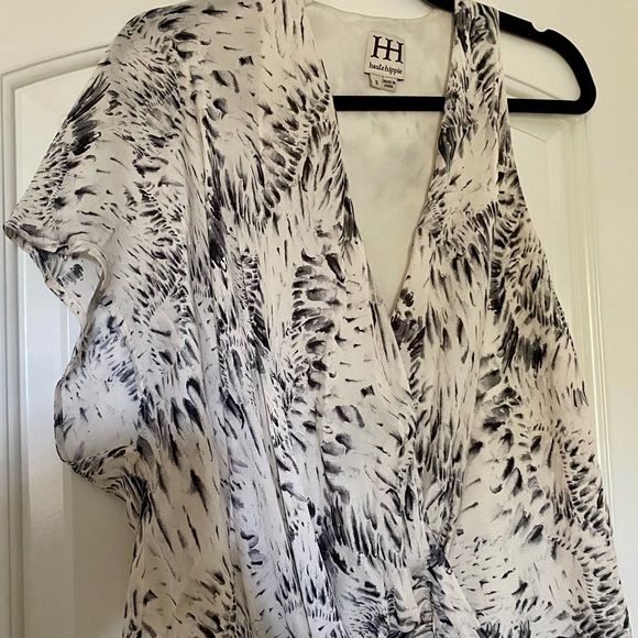 Haute Hippie asymmetrical blouse tank - Picture 2 of 5